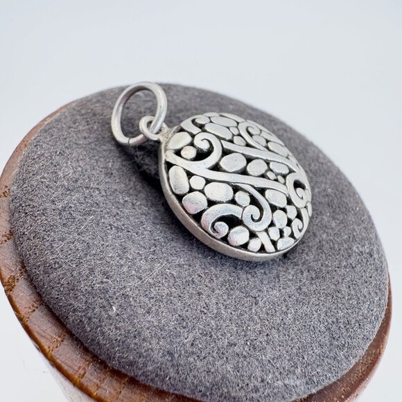 VTG Solid Sterling Silver 925 Scroll Design Circle Pendant Size 1" Length - Picture 3 of 8